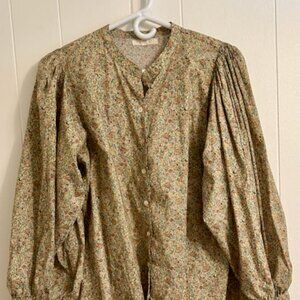 Doen top.  Sweet Liberty Print.  Medium.